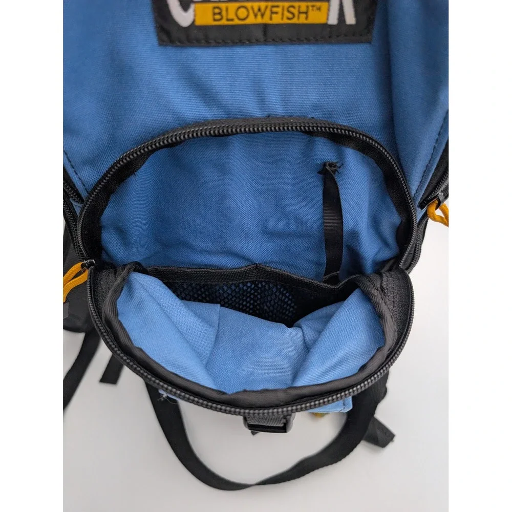 CamelBak Blowfish Hydration Backpack Blue Black Hiking Biking Pack with Bladder